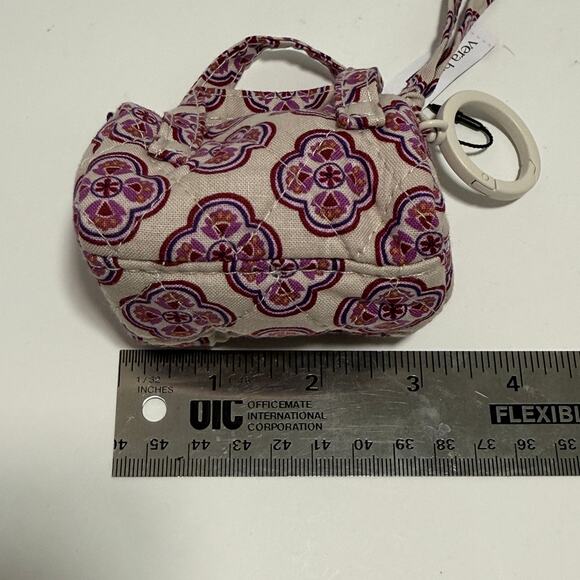 Vera Bradley Cotton Essential Duffel Bag Charm NEW Lavender Geo - Picture 3 of 7